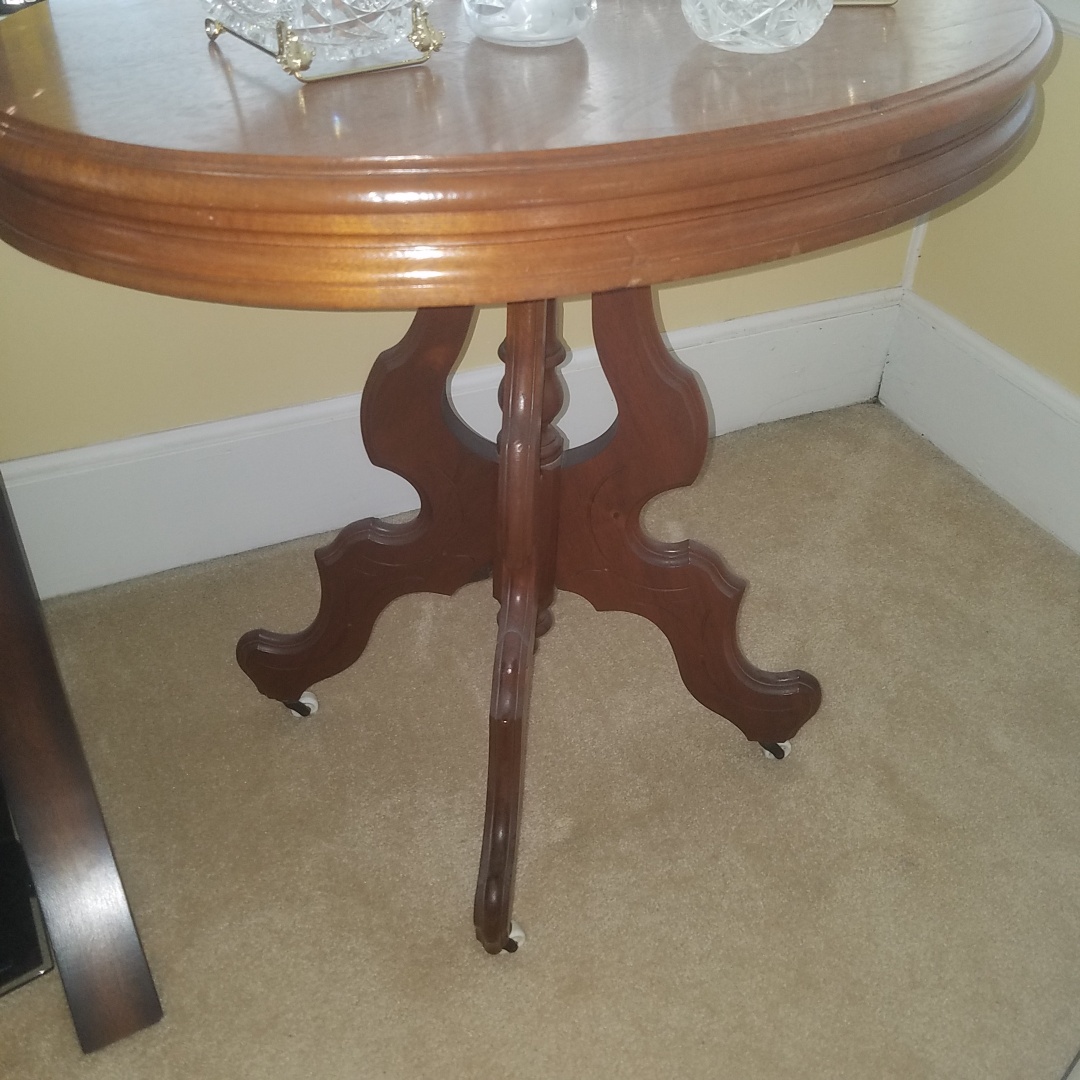 Auction Photo