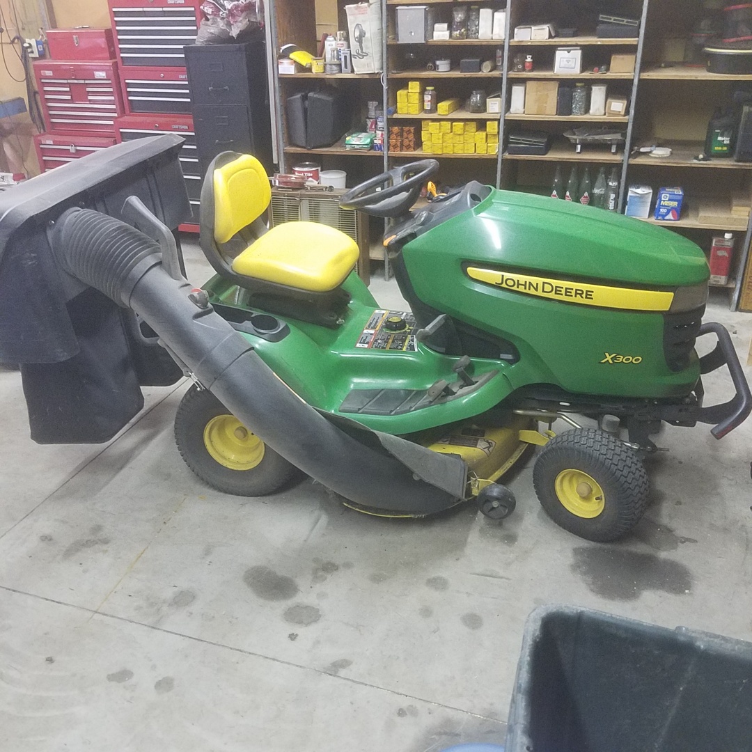 Auction Photo