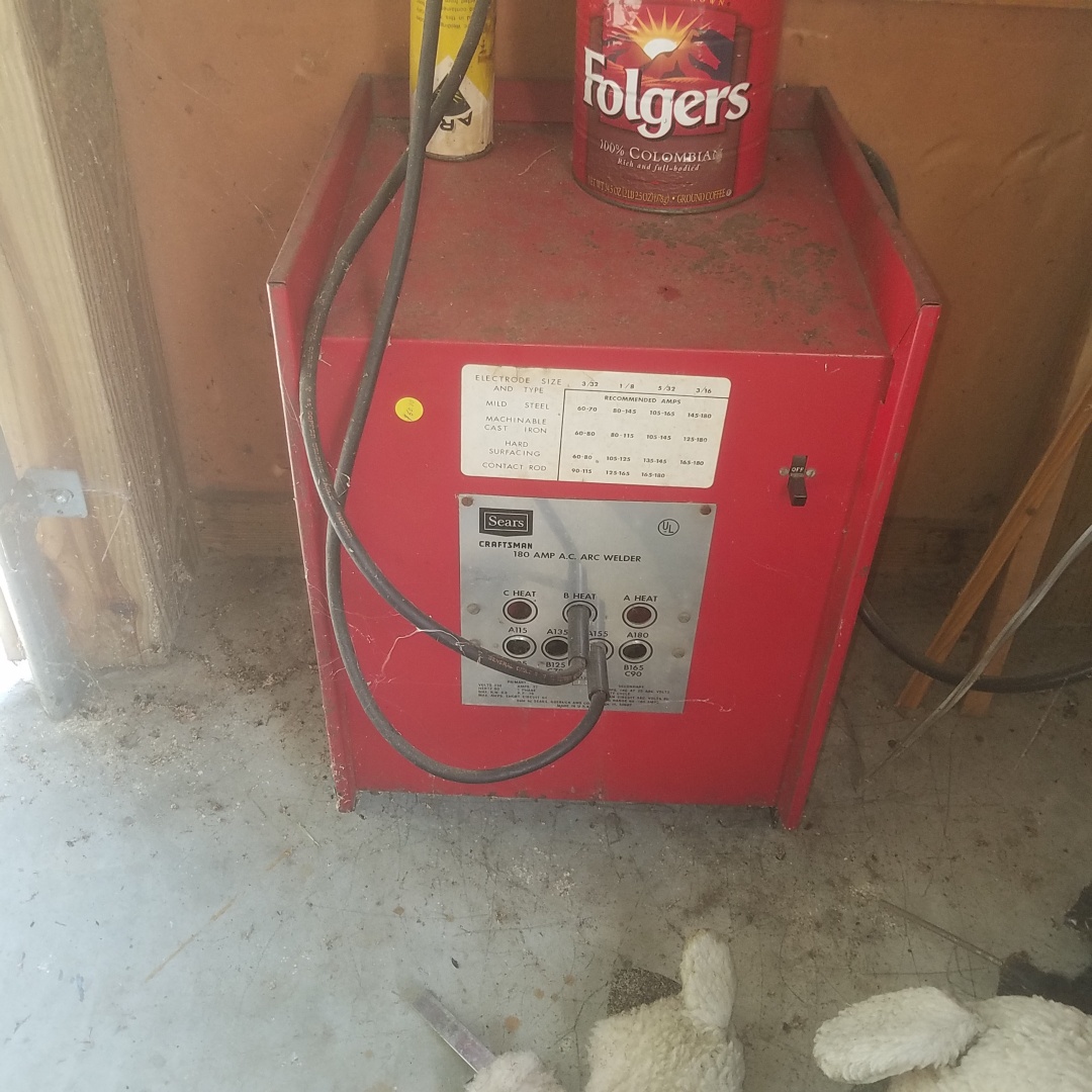 Auction Photo
