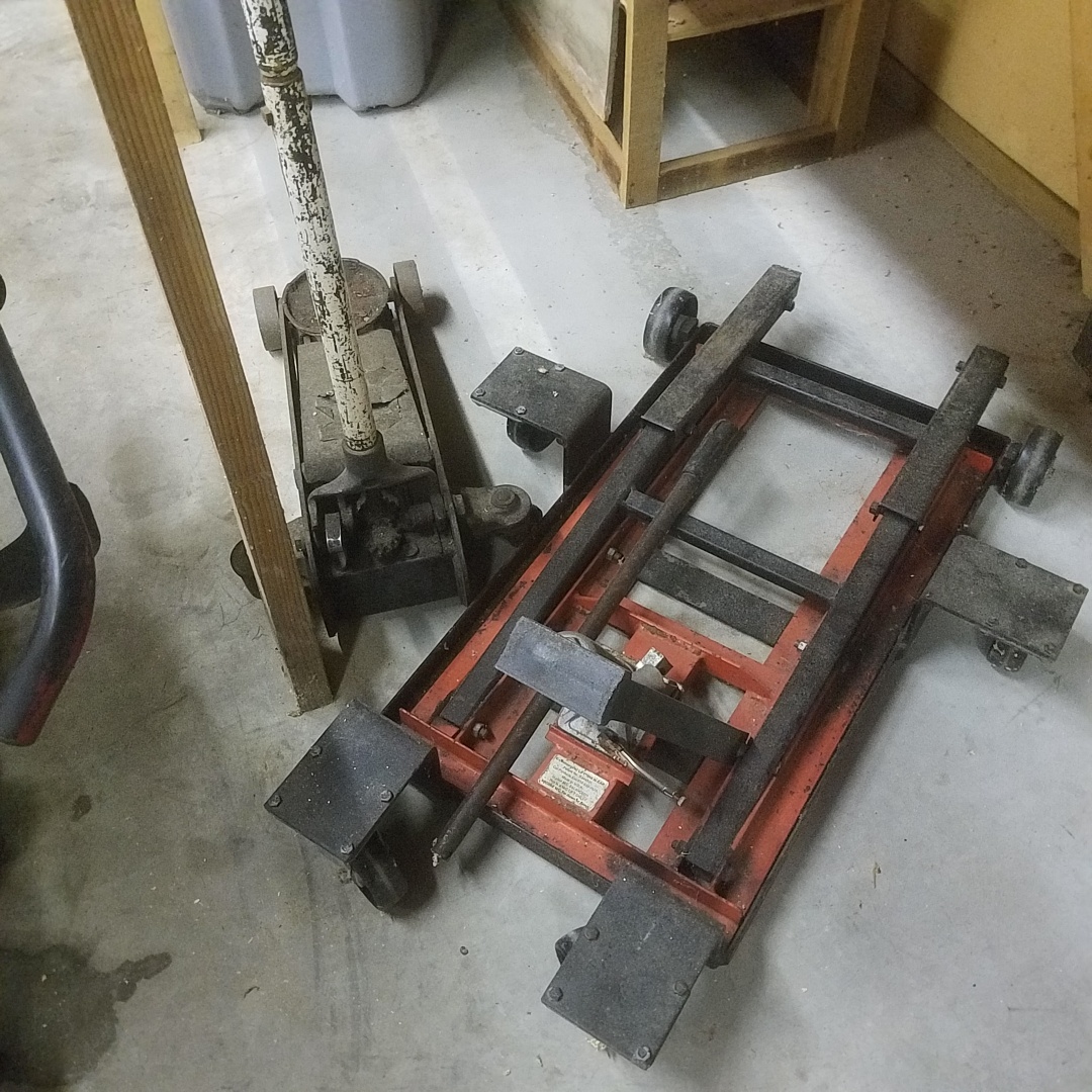 Auction Photo