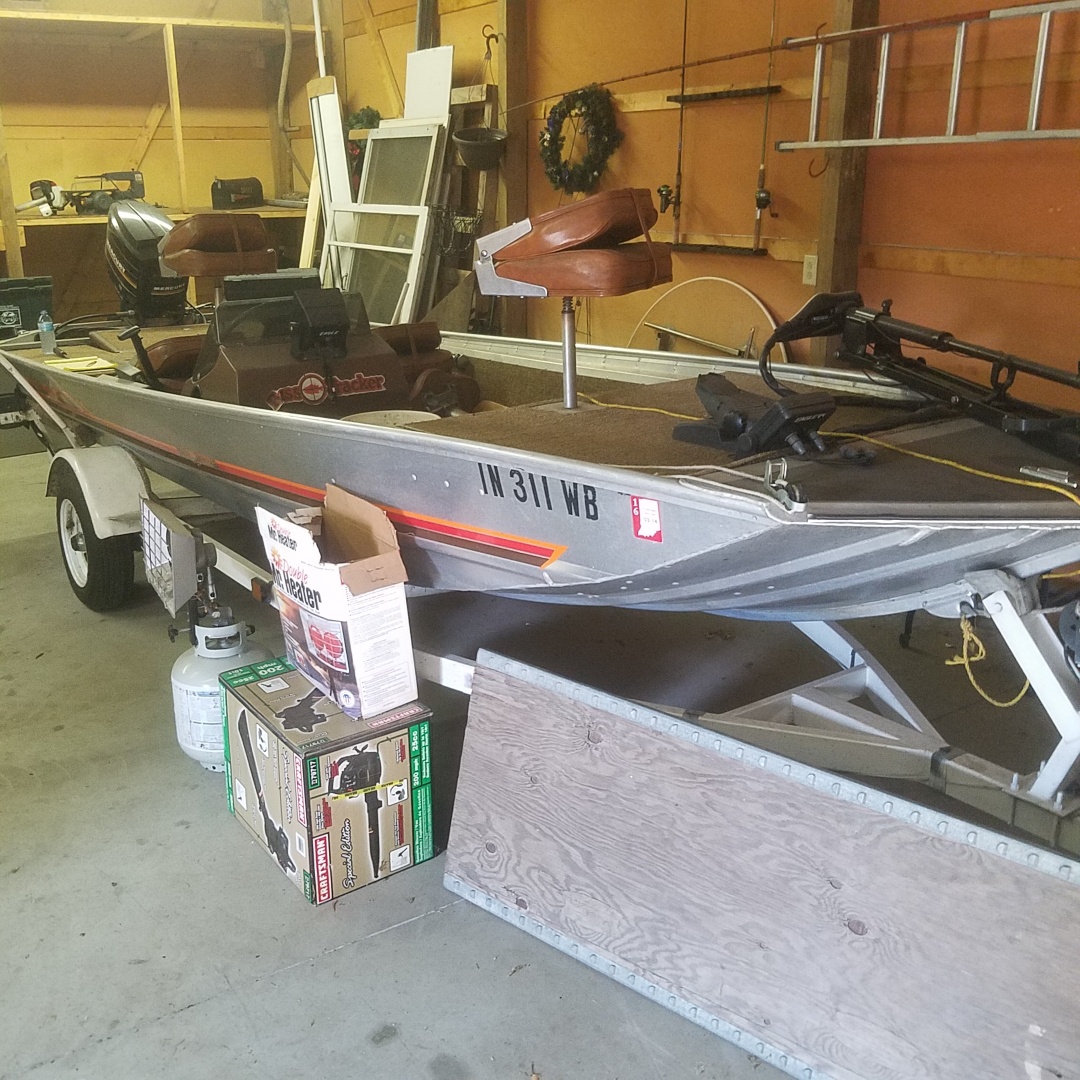 Auction Photo