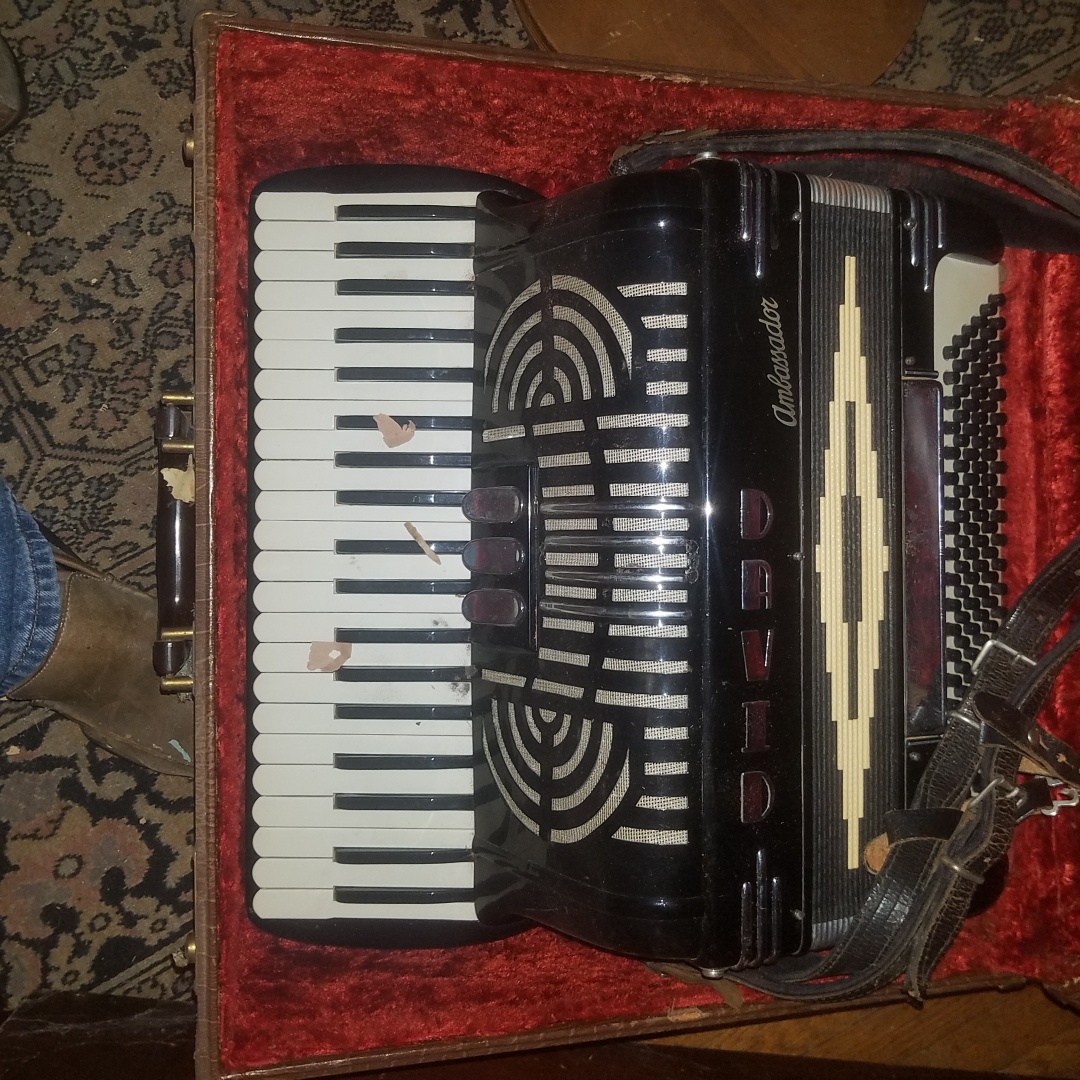 Auction Photo