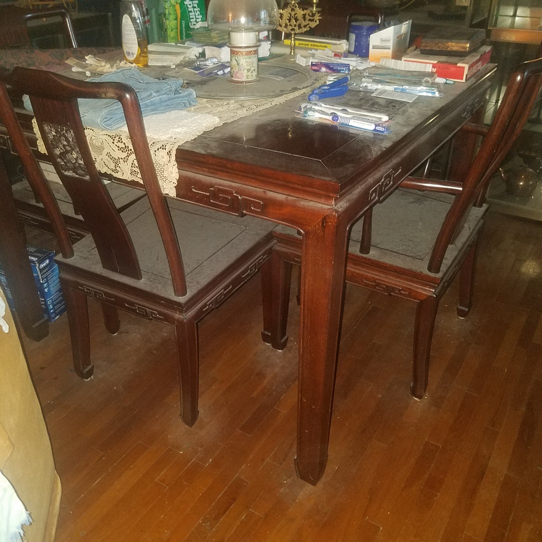 Auction Photo