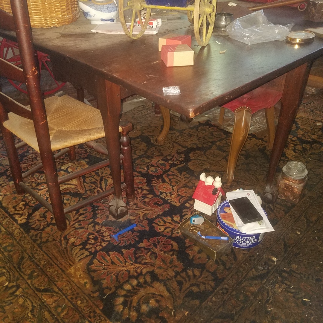 Auction Photo