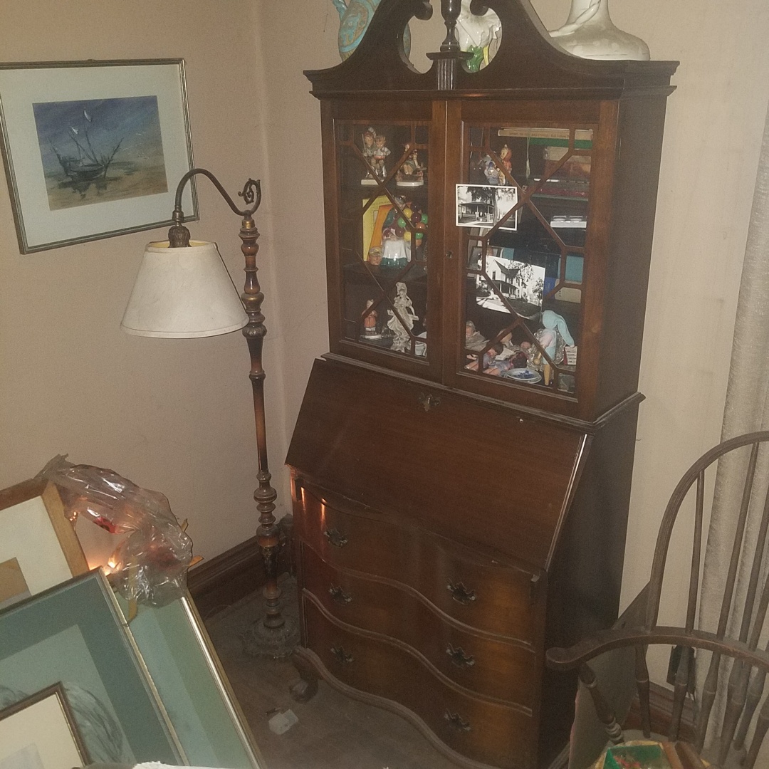Auction Photo