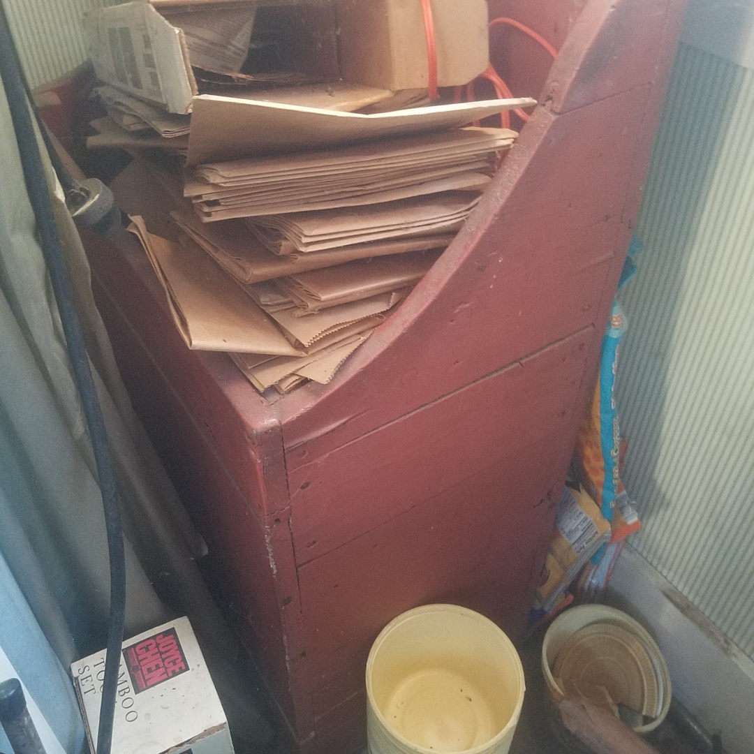 Auction Photo