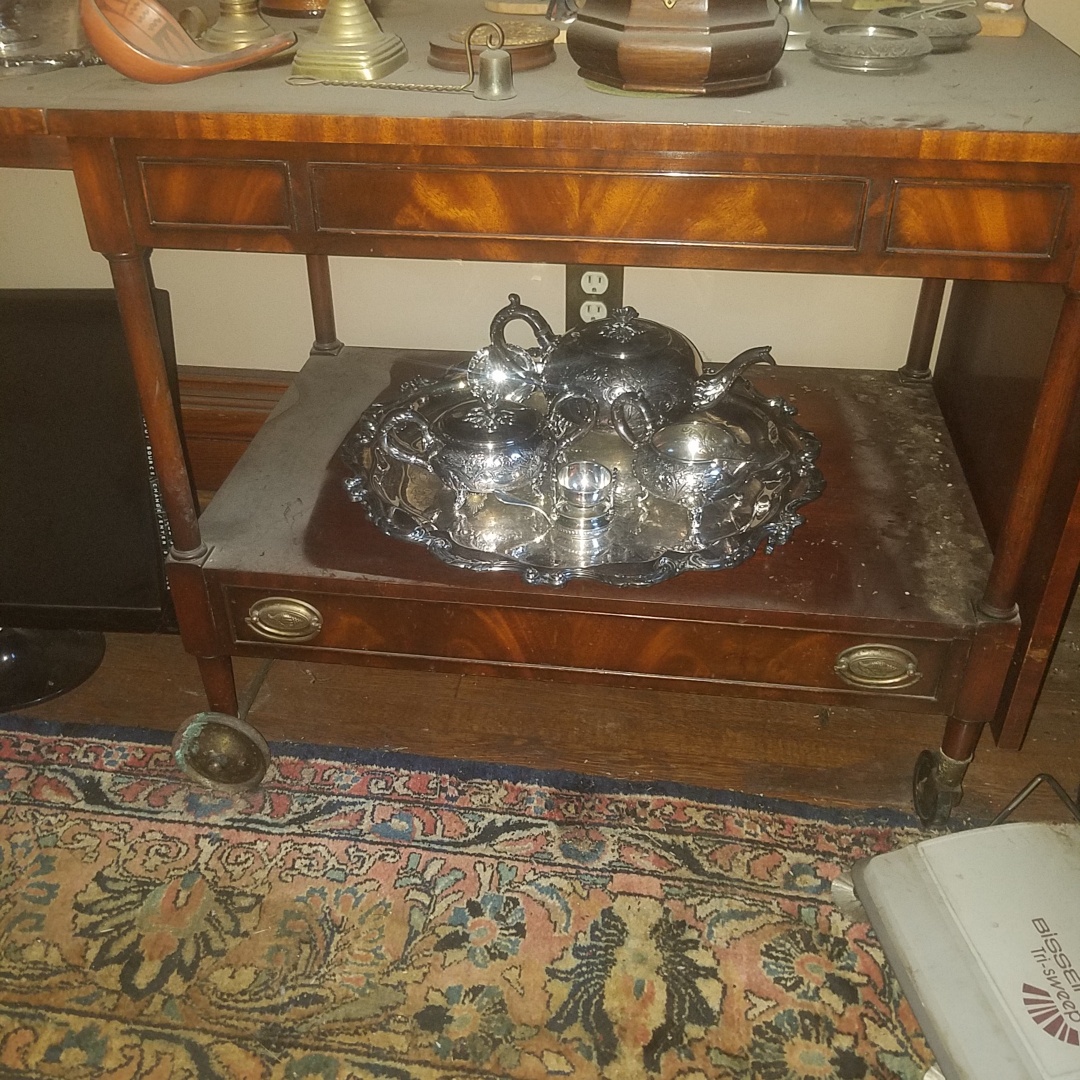 Auction Photo