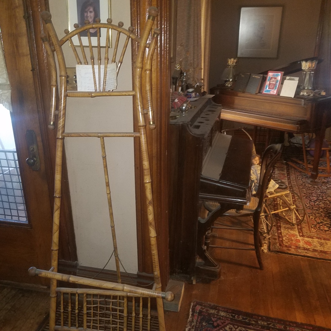 Auction Photo