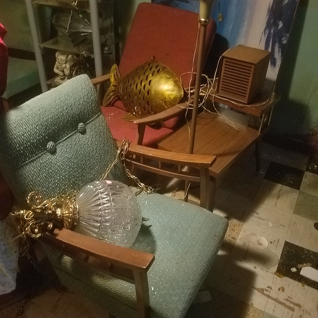 Auction Photo