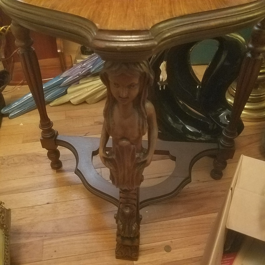 Auction Photo
