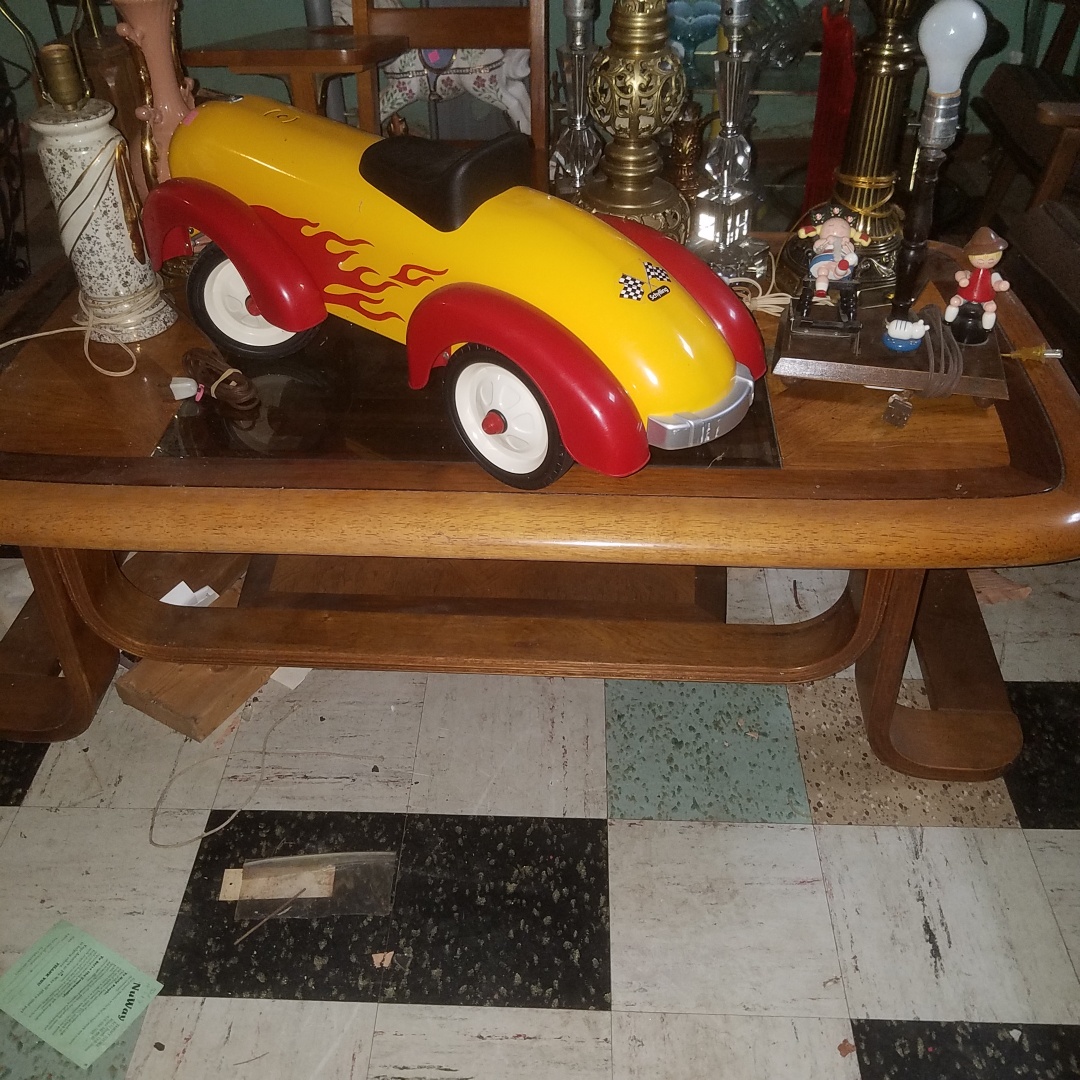Auction Photo