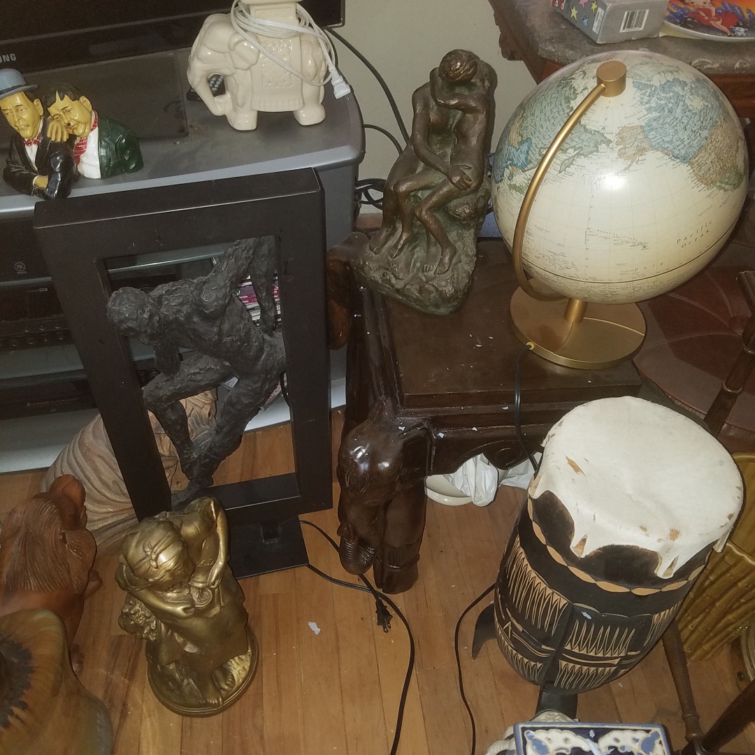 Auction Photo