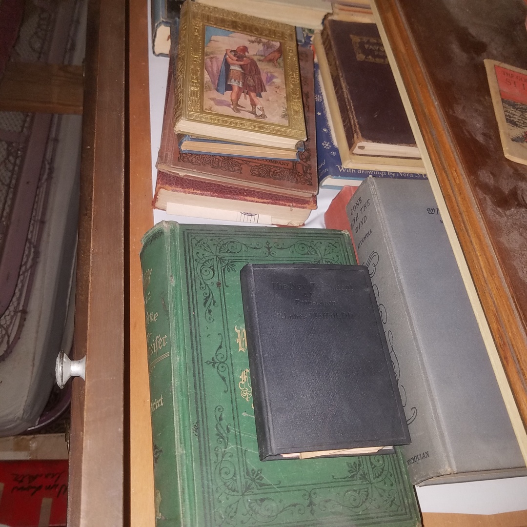 Auction Photo
