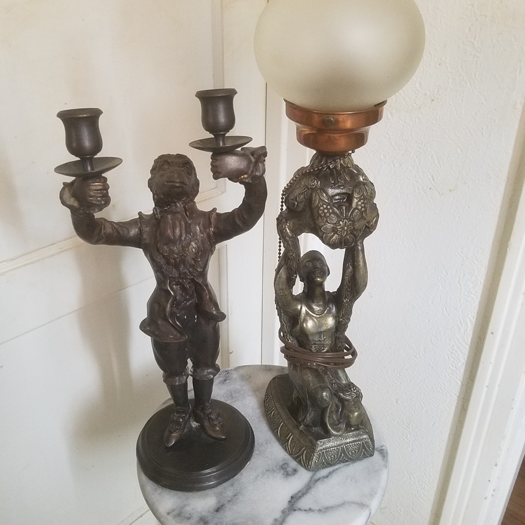 Auction Photo