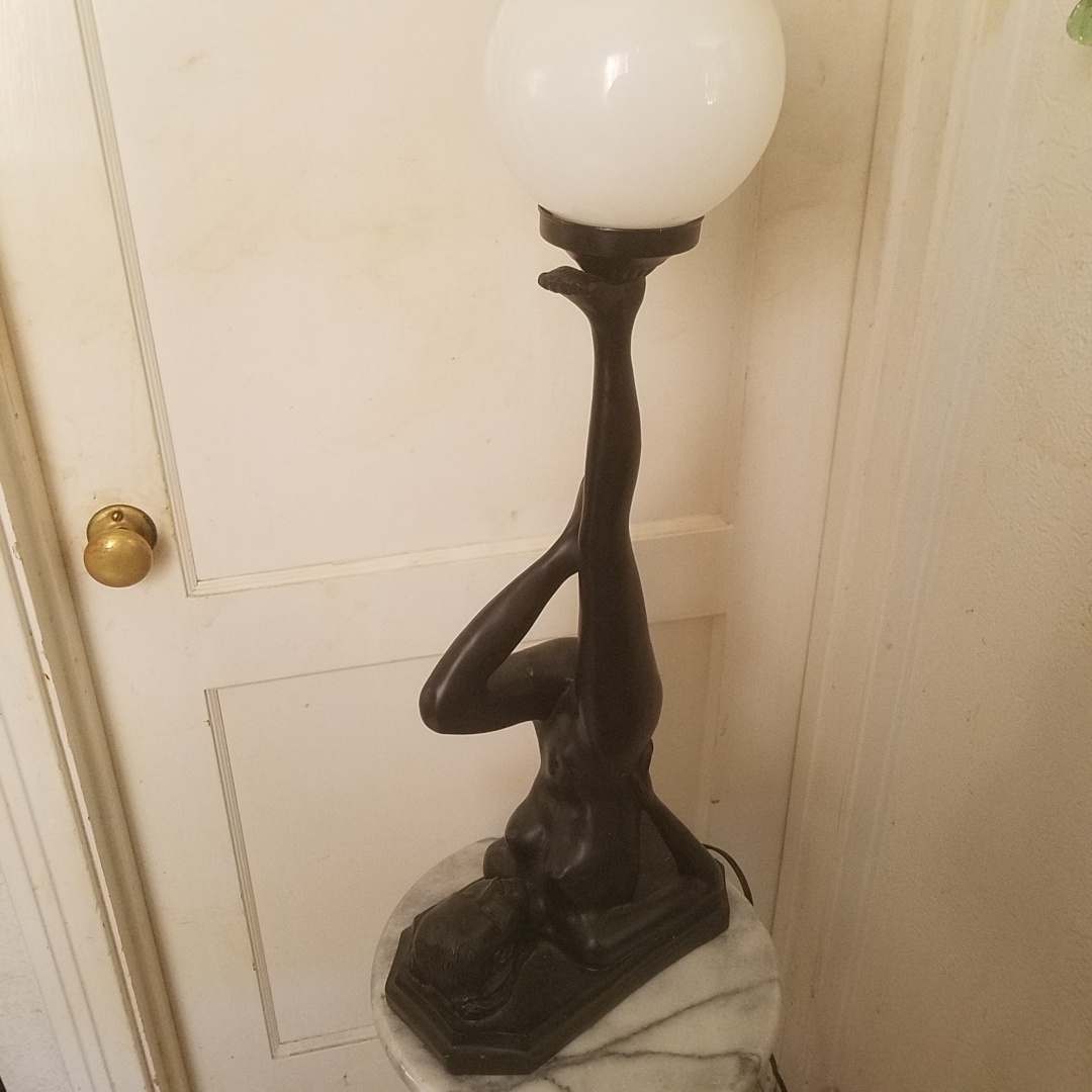 Auction Photo
