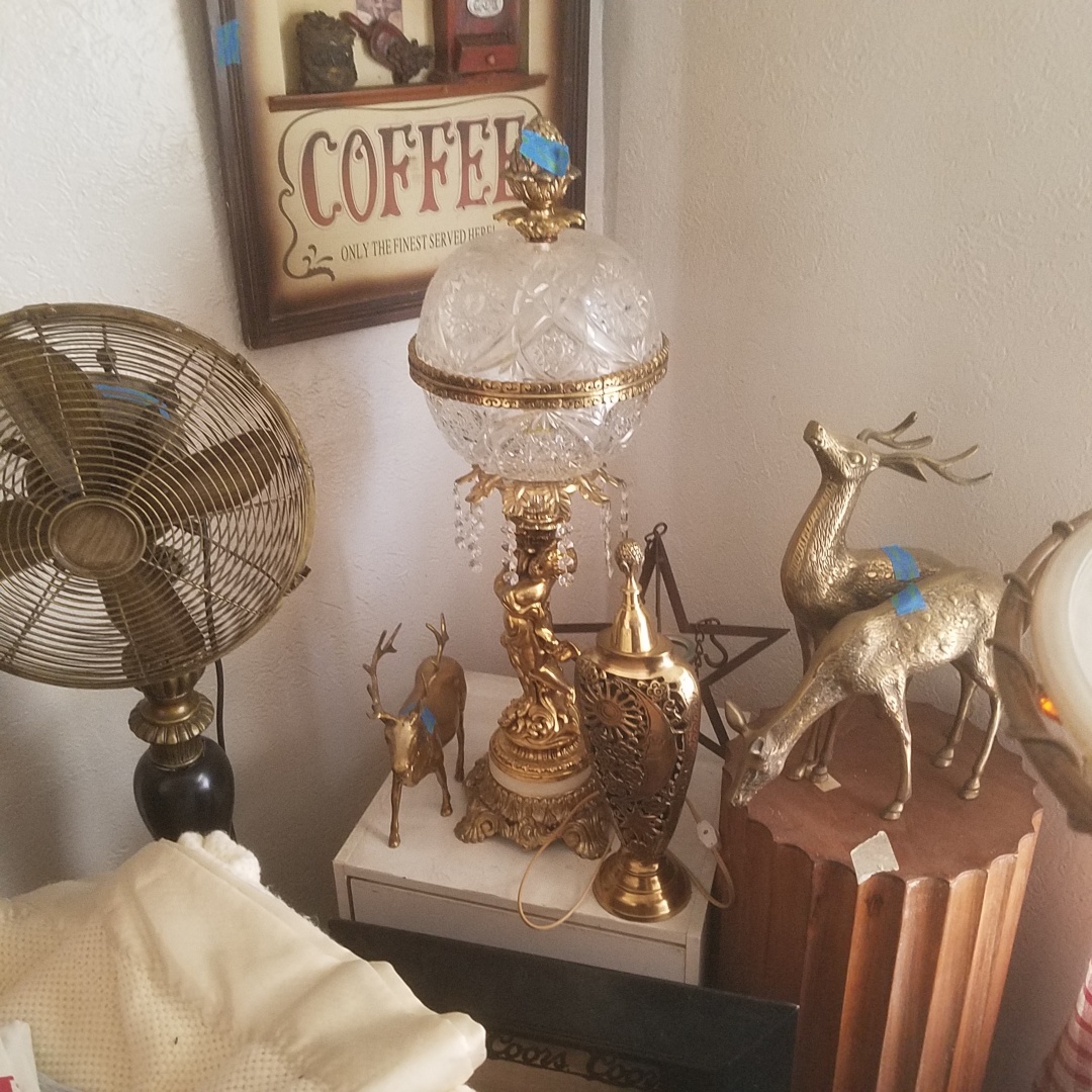 Auction Photo
