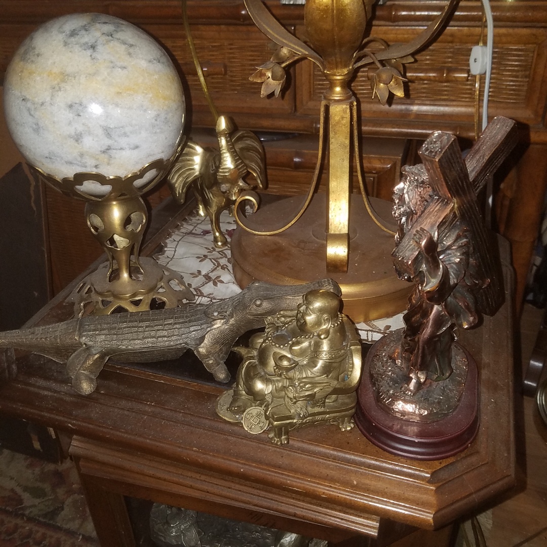 Auction Photo