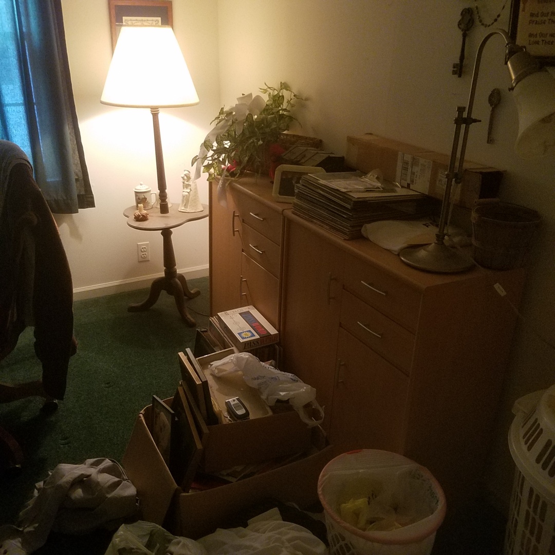 Auction Photo