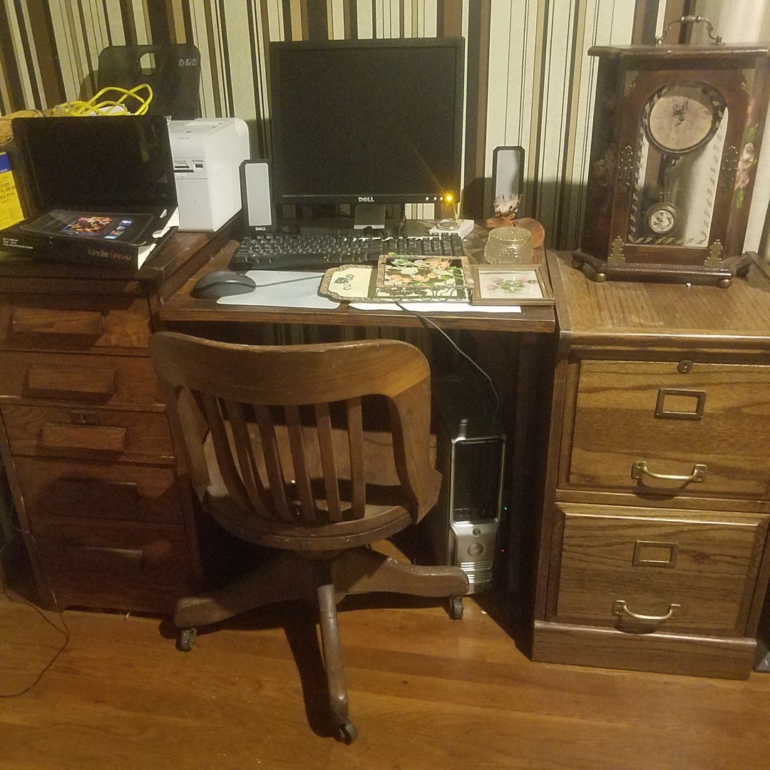 Auction Photo