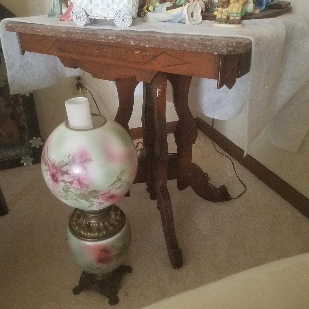 Auction Photo