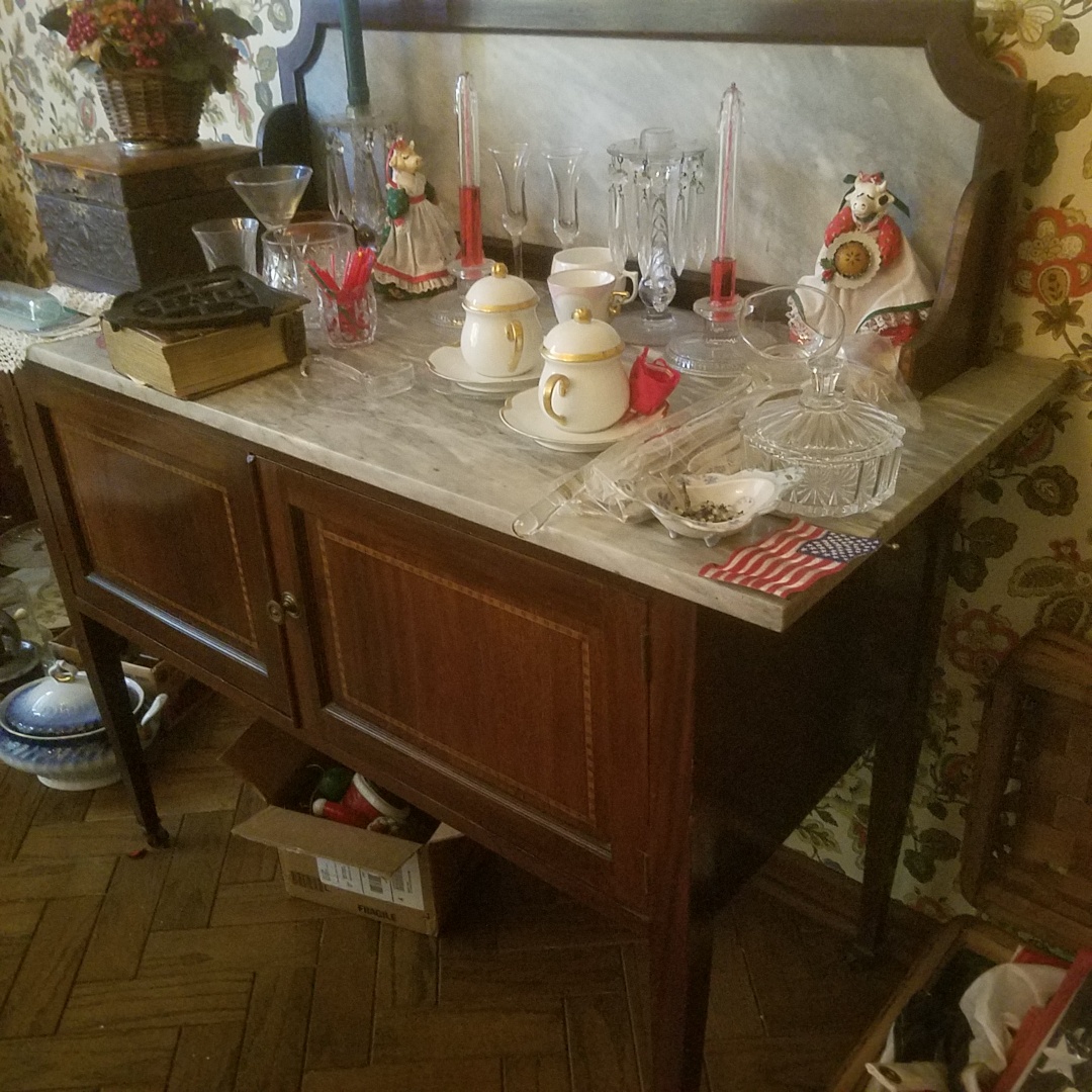 Auction Photo