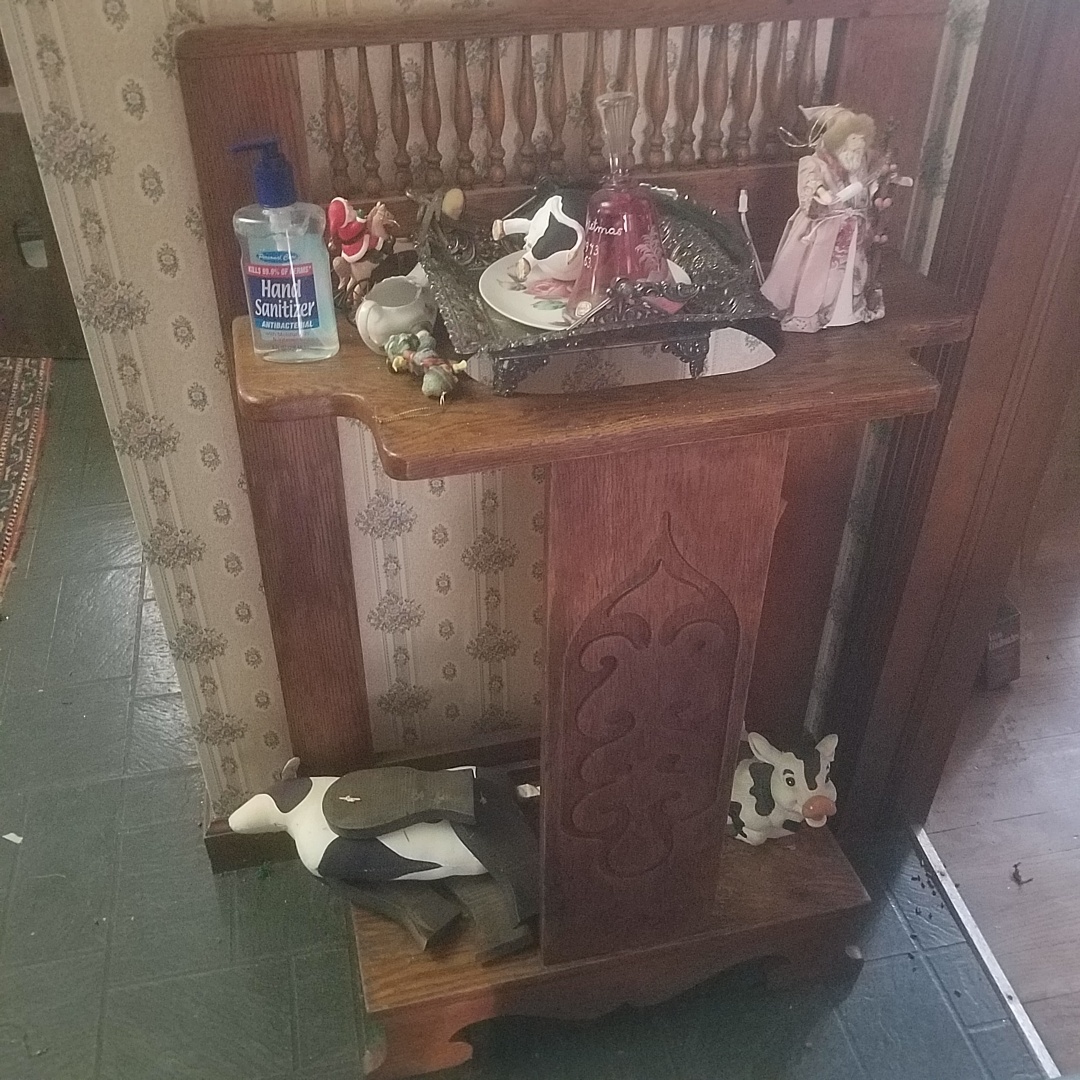Auction Photo