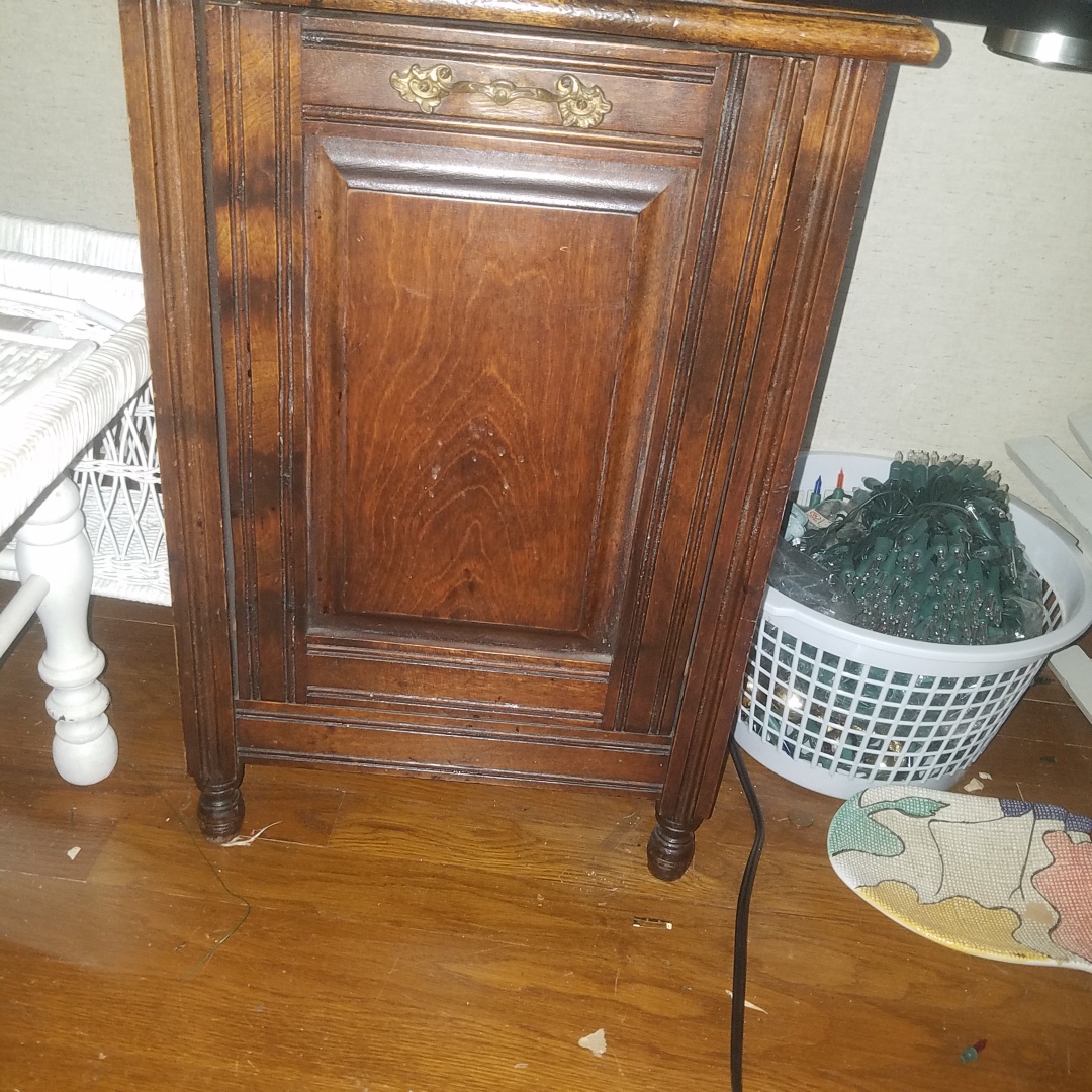 Auction Photo