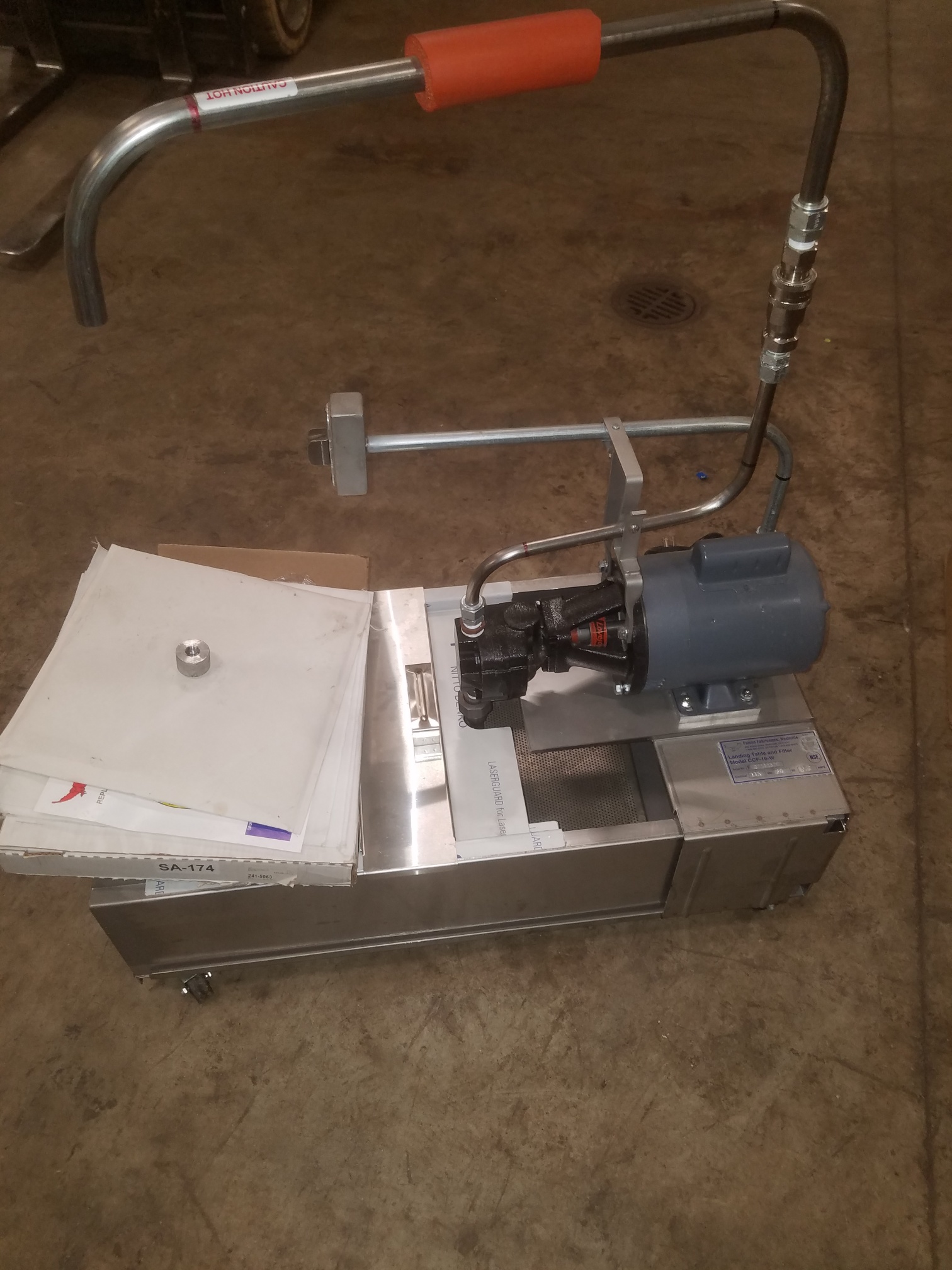 Auction Photo