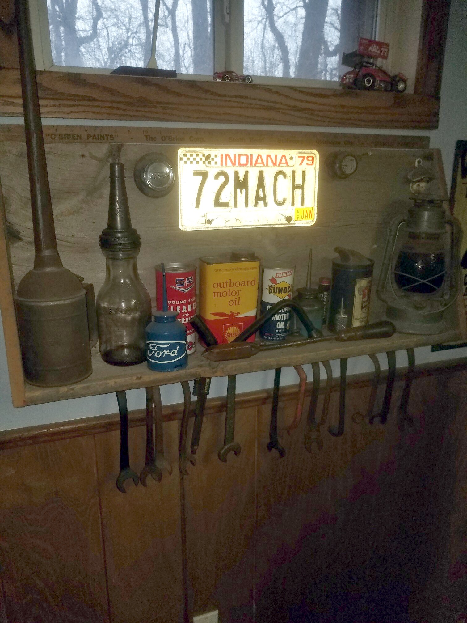 Auction Photo
