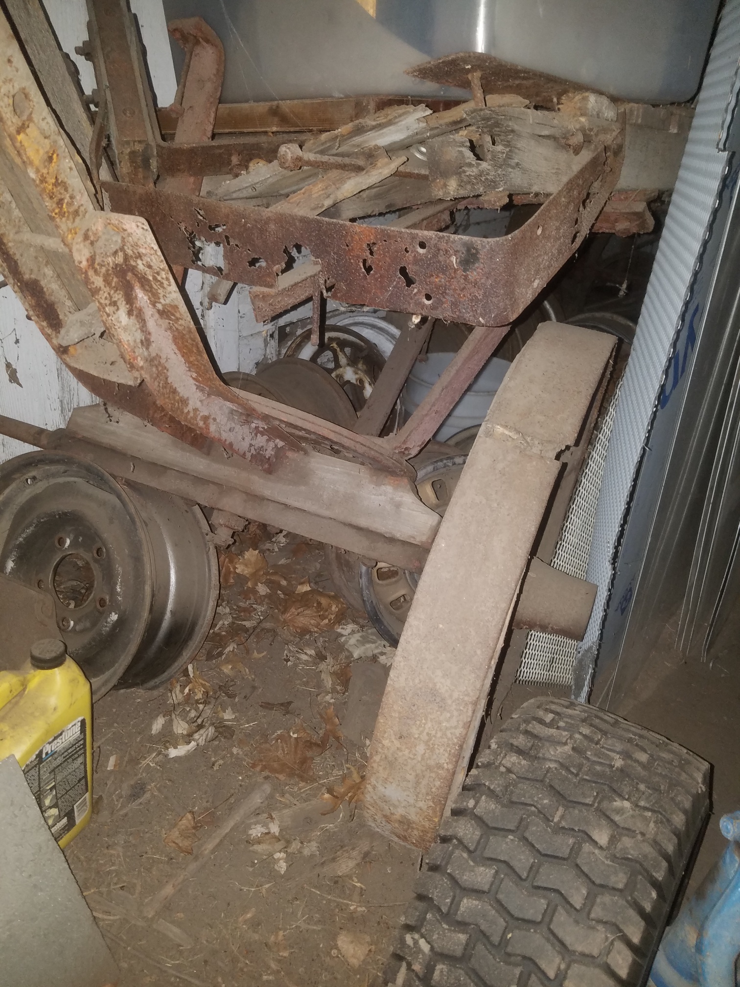 Auction Photo
