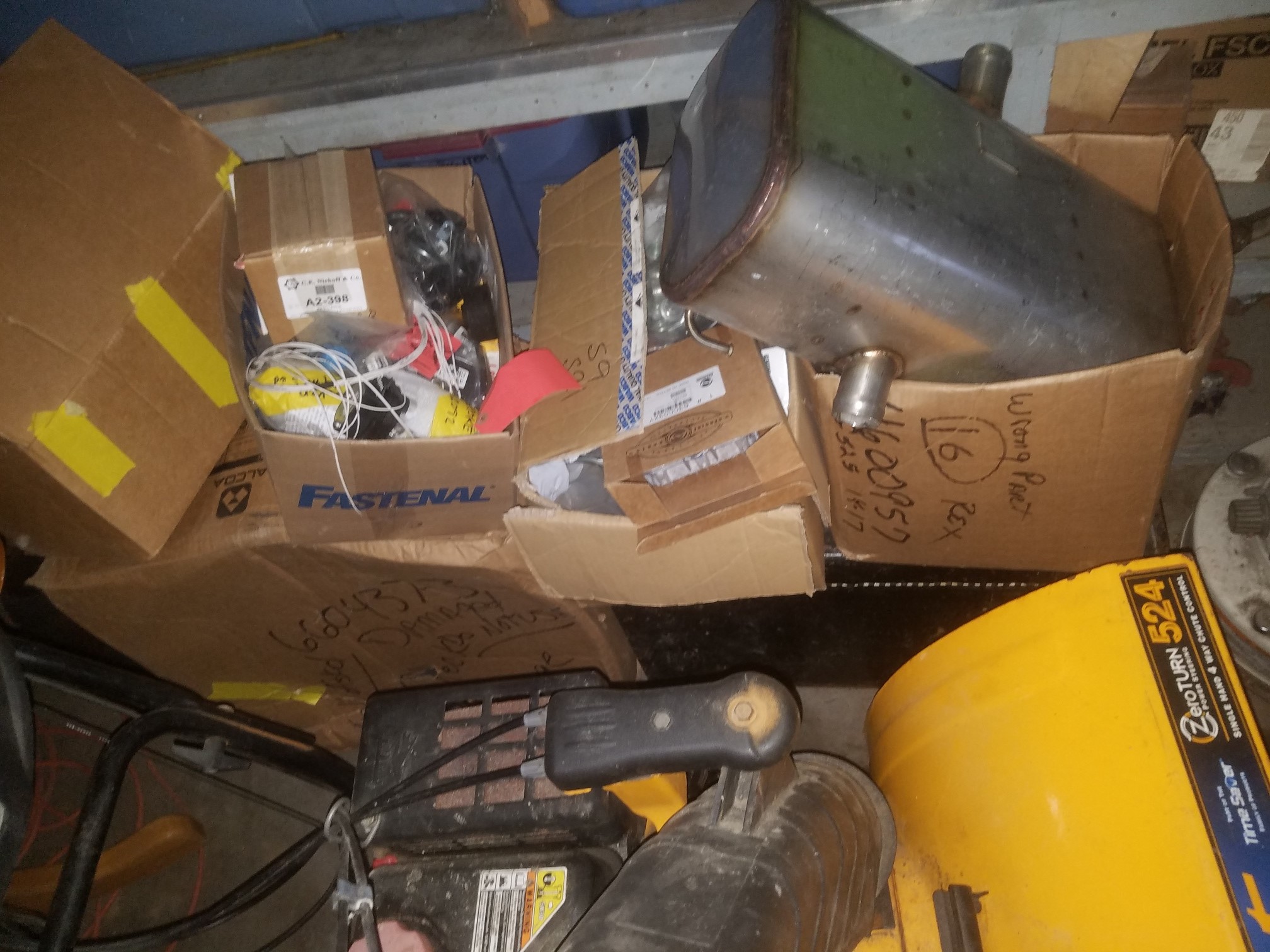 Auction Photo