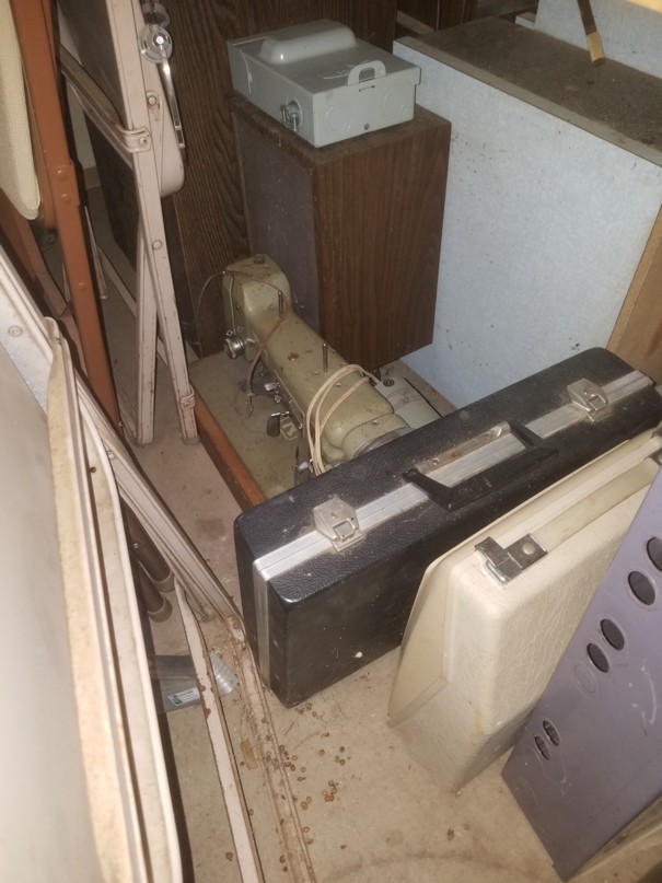 Auction Photo