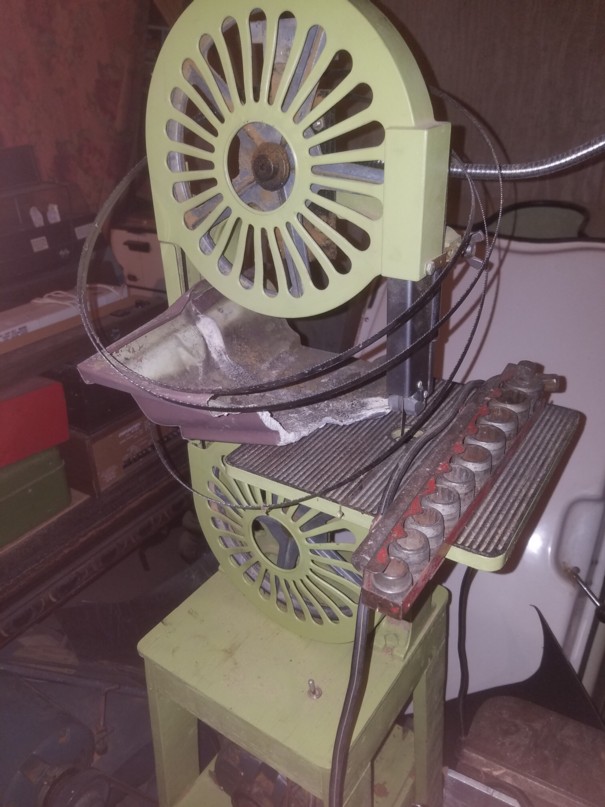 Auction Photo
