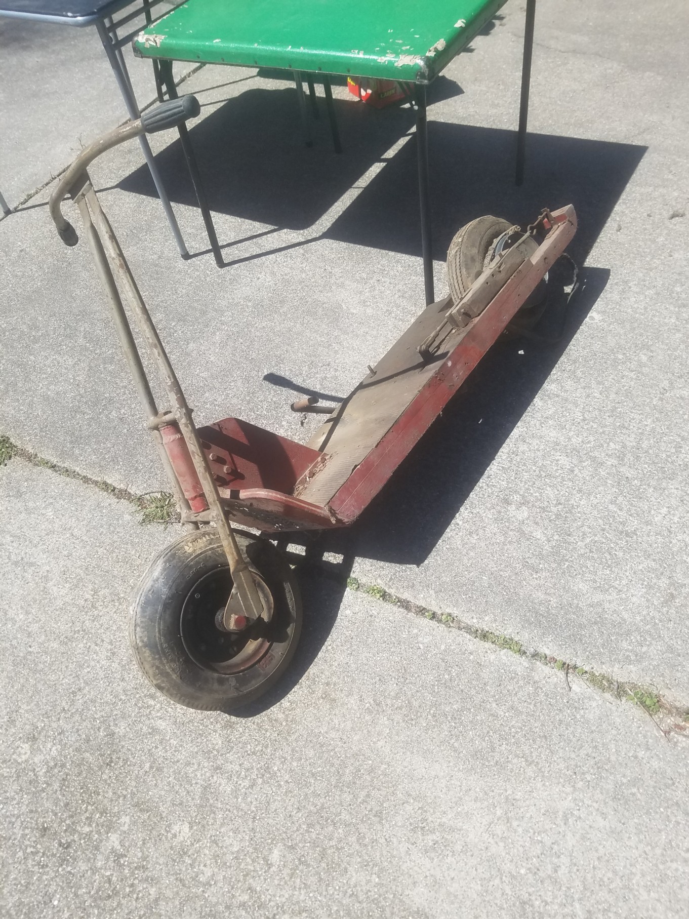 Auction Photo