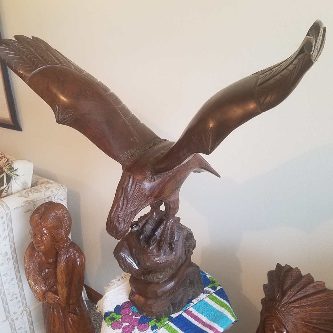Auction Photo