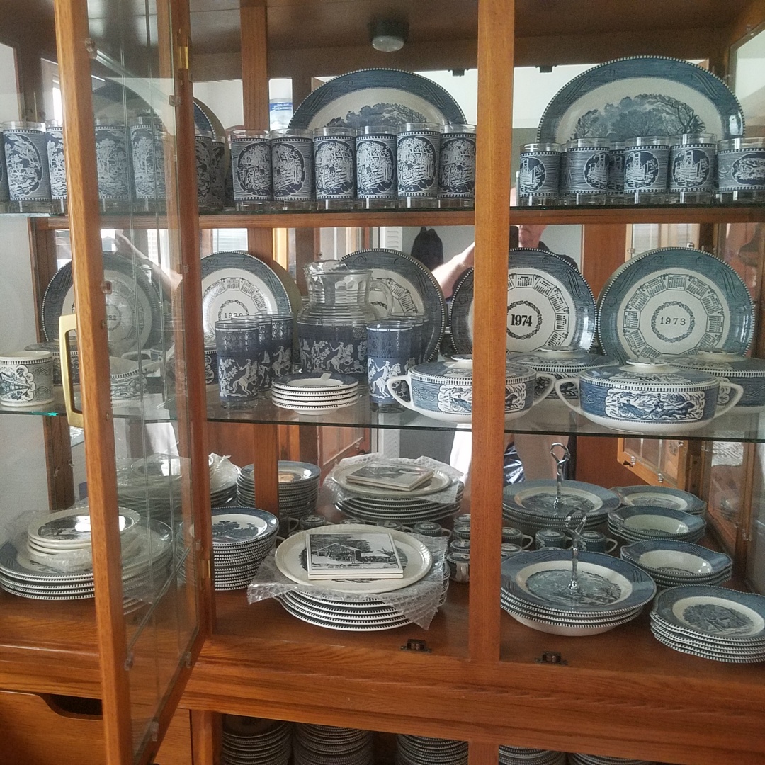 Auction Photo