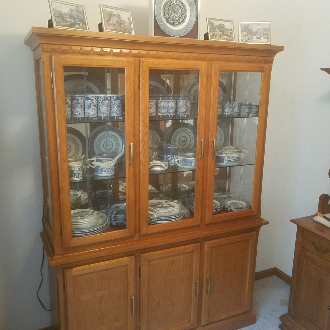 Auction Photo