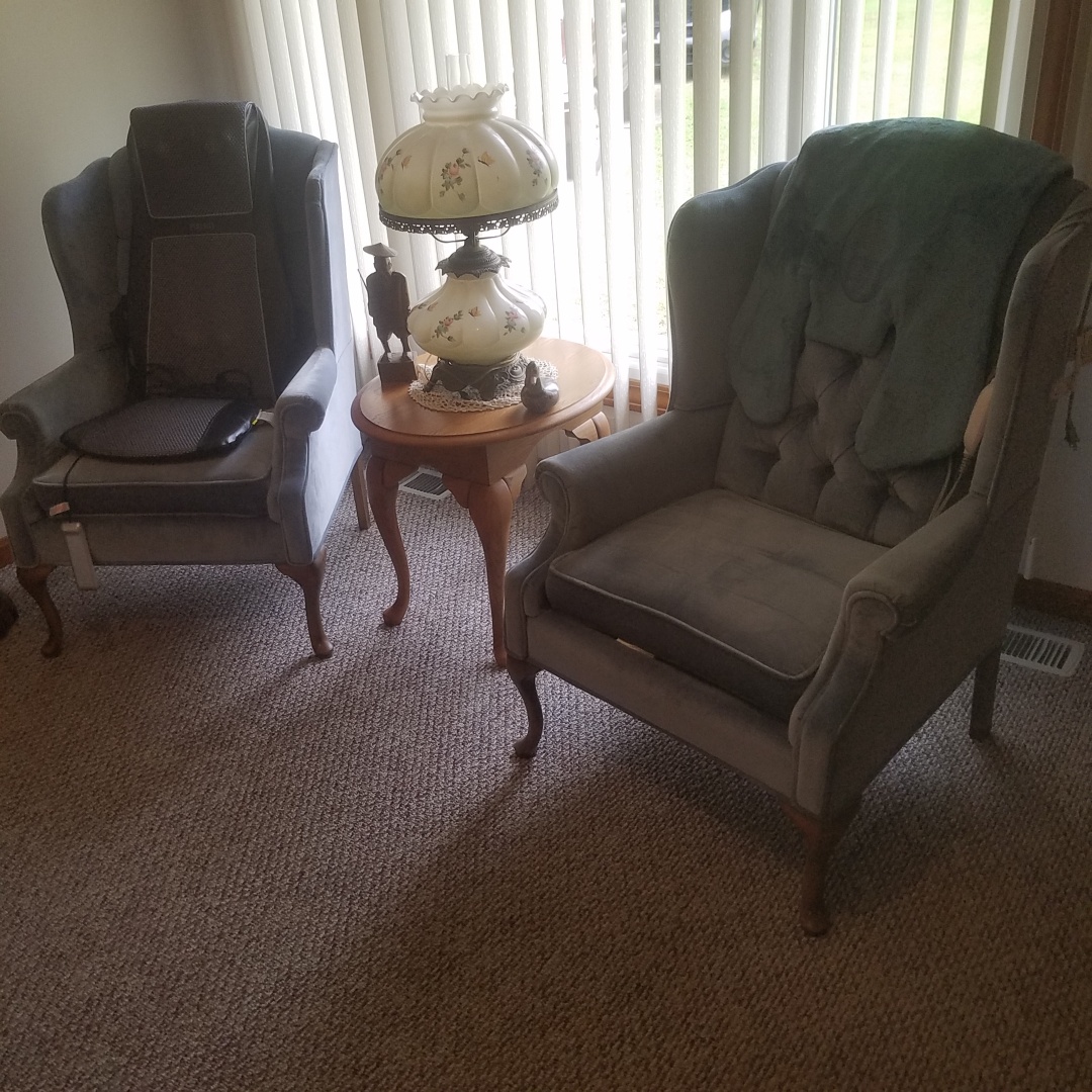 Auction Photo