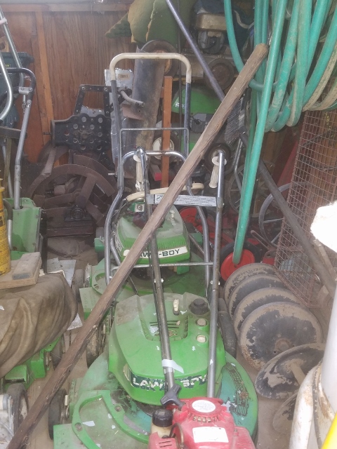 Auction Photo
