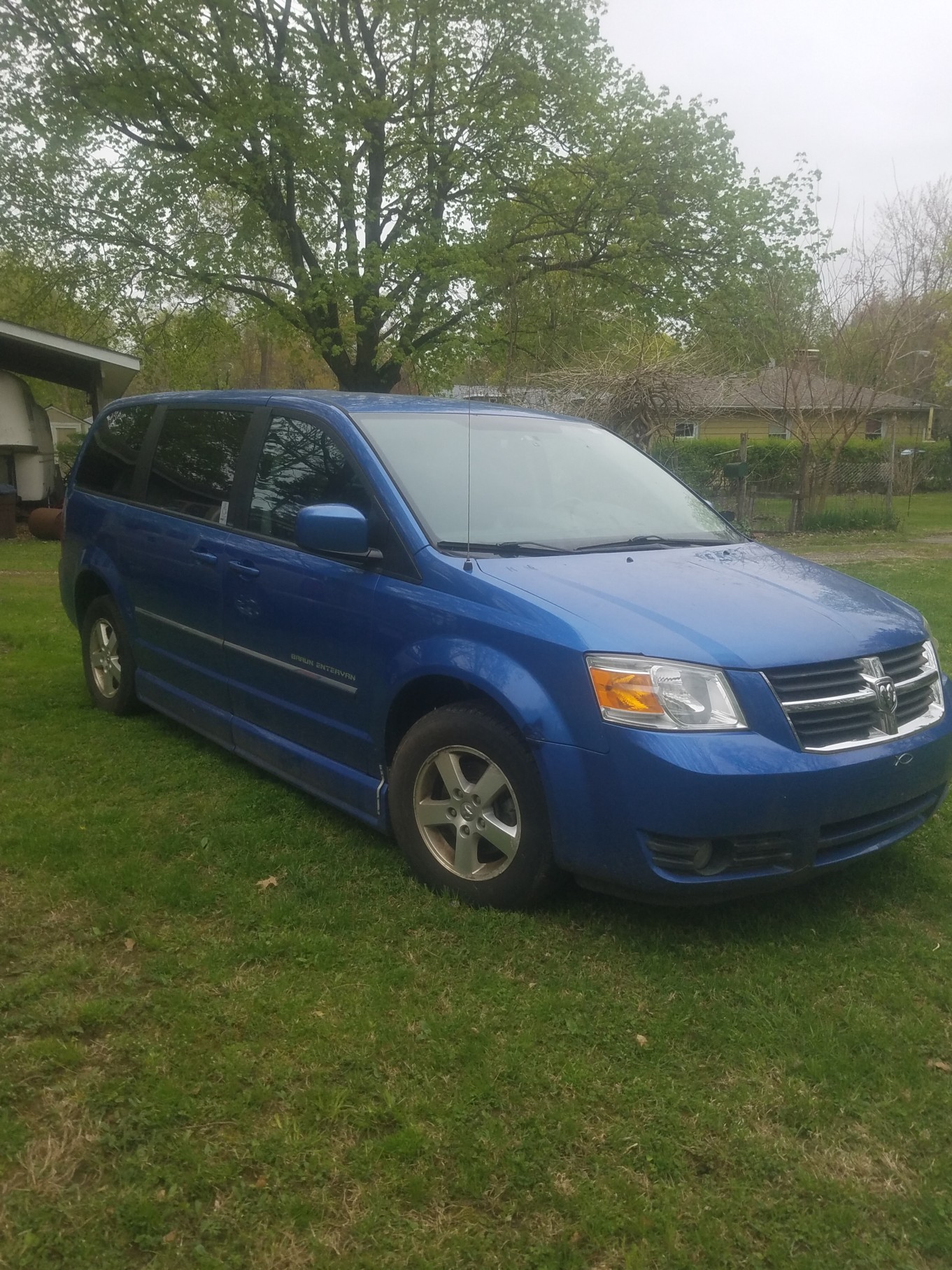 Auction Photo