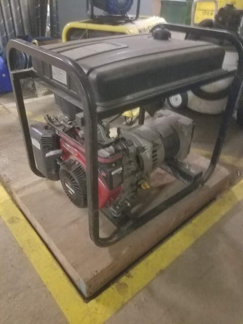 Auction Photo