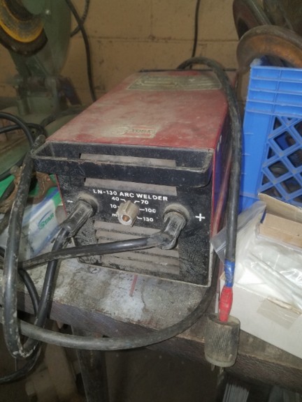 Auction Photo