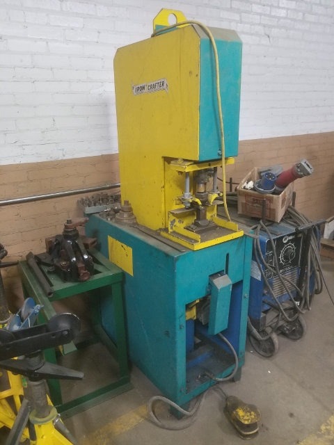 Auction Photo