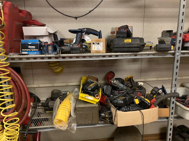 Auction Photo