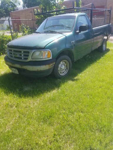 Auction Photo