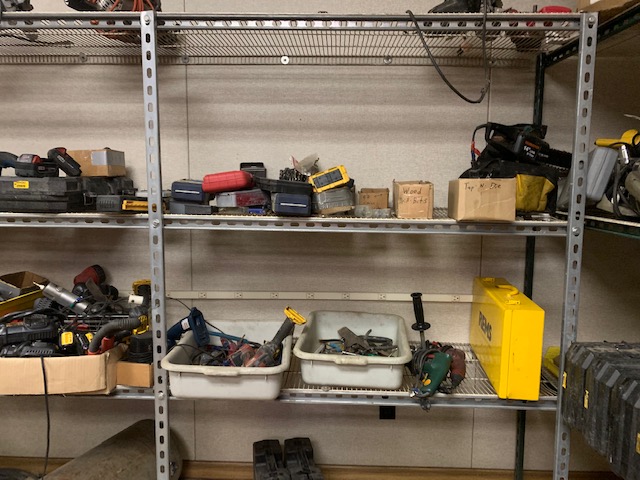 Auction Photo