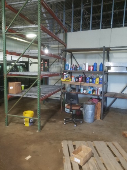Auction Photo