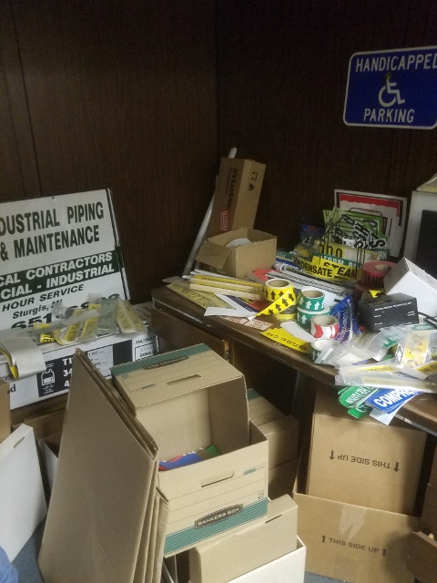 Auction Photo