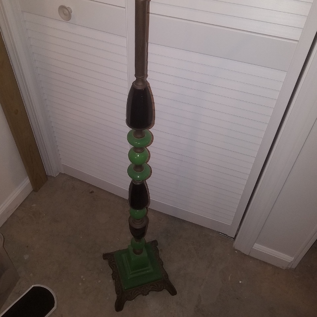 Auction Photo