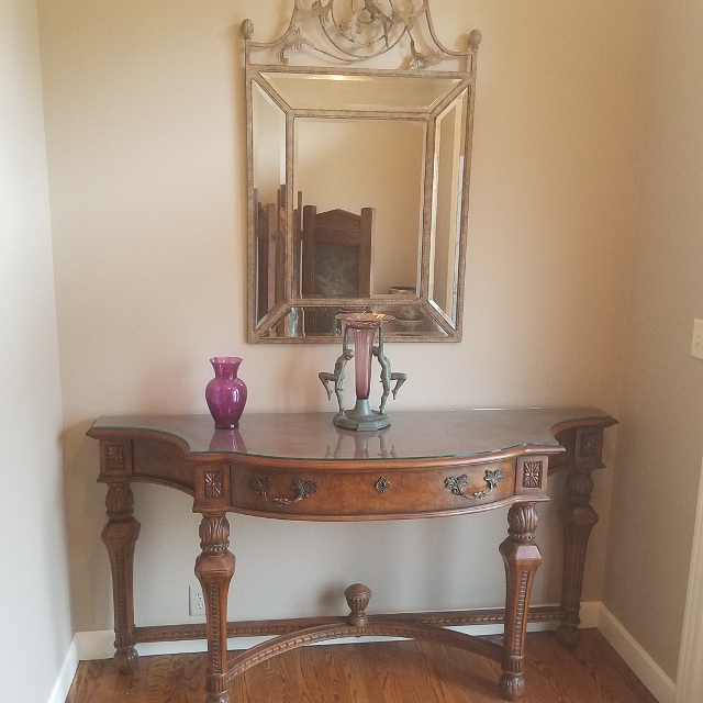 Auction Photo